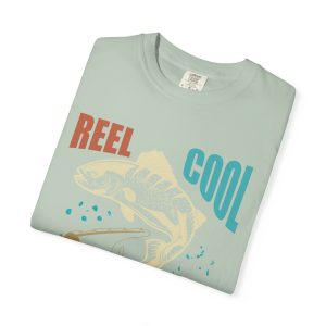 Colourmingle Reel Cool Grandpa T-Shirt Bay Folded 1