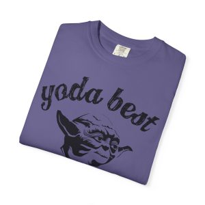 Colourmingle Yoda Best Grandpa t-shirt Grape Folded